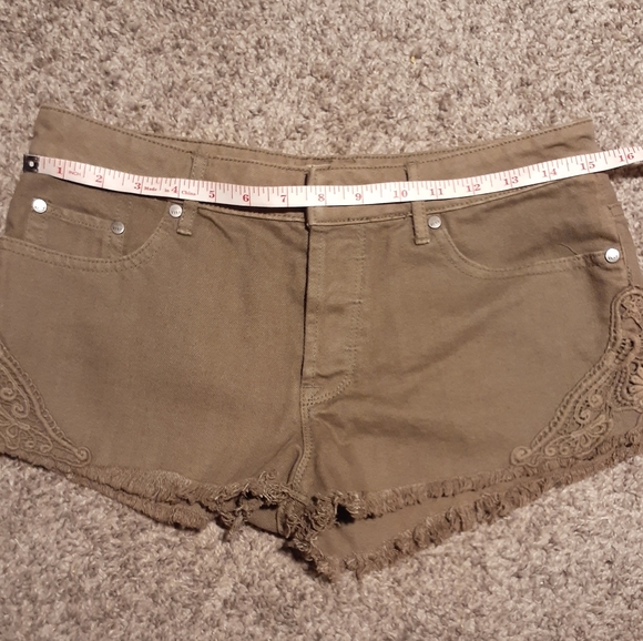 Roxy Shorts Daisy Dukes size 27 - Picture 4 of 7